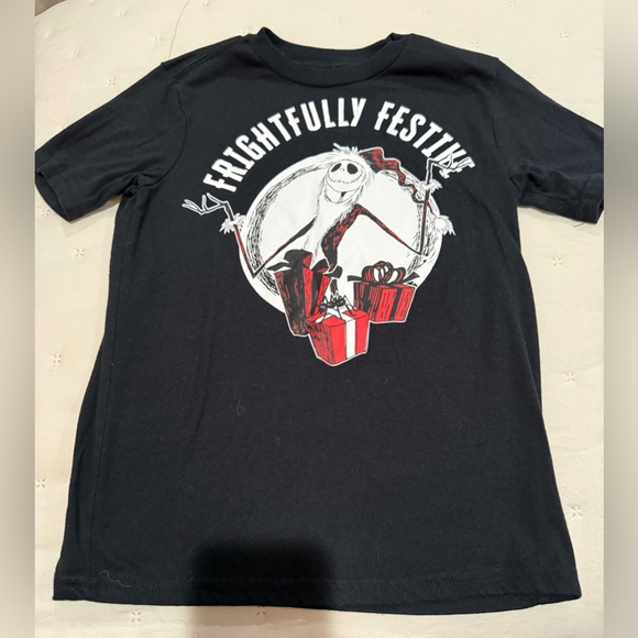 Disney Nightmare Before Christmas Kids Tee Size 6 - Picture 1 of 4